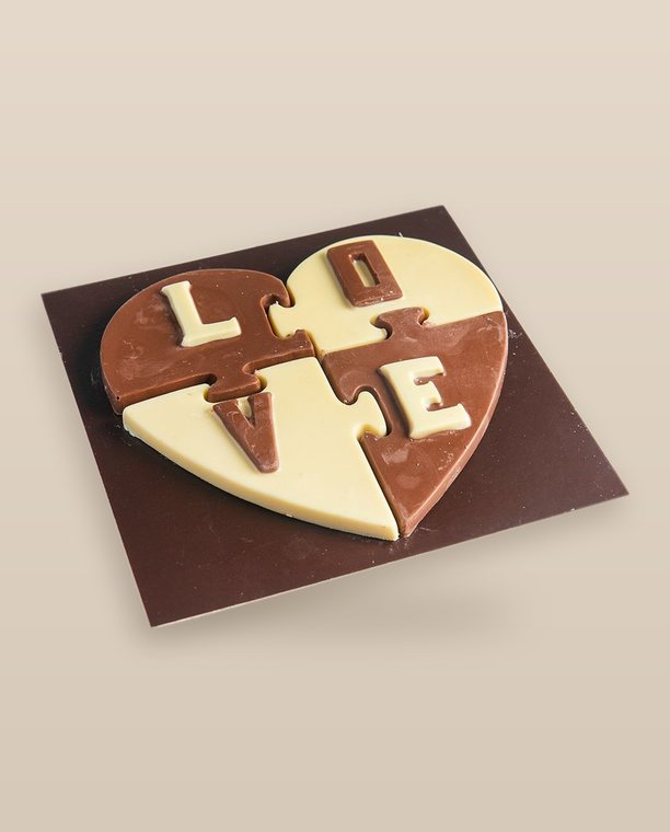 פאזל LOVE משוקולד - לב פאזל שוקולד חלב ולבן, צ'וקולטה ירושלים